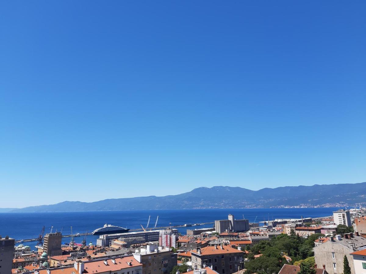 Liburana Apartment Rijeka Luaran gambar