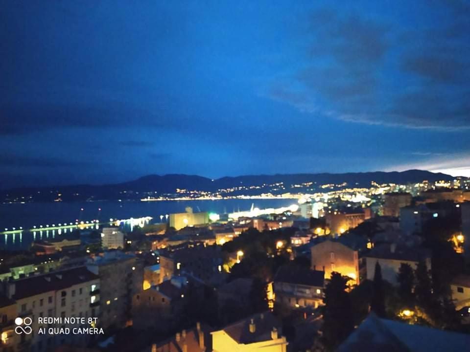 Liburana Apartment Rijeka Luaran gambar
