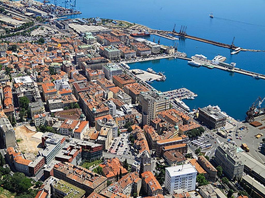 Liburana Apartment Rijeka Luaran gambar