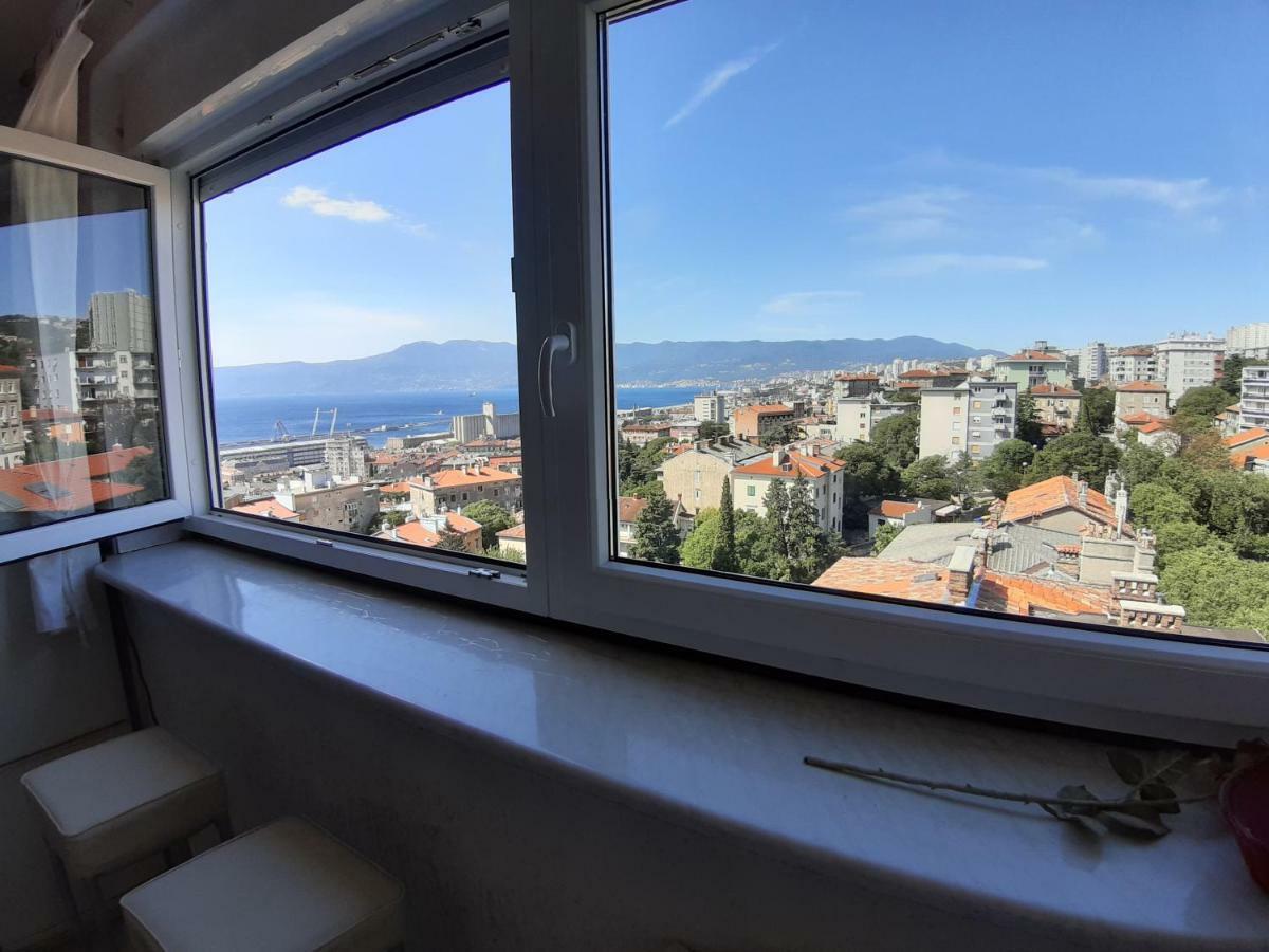 Liburana Apartment Rijeka Luaran gambar